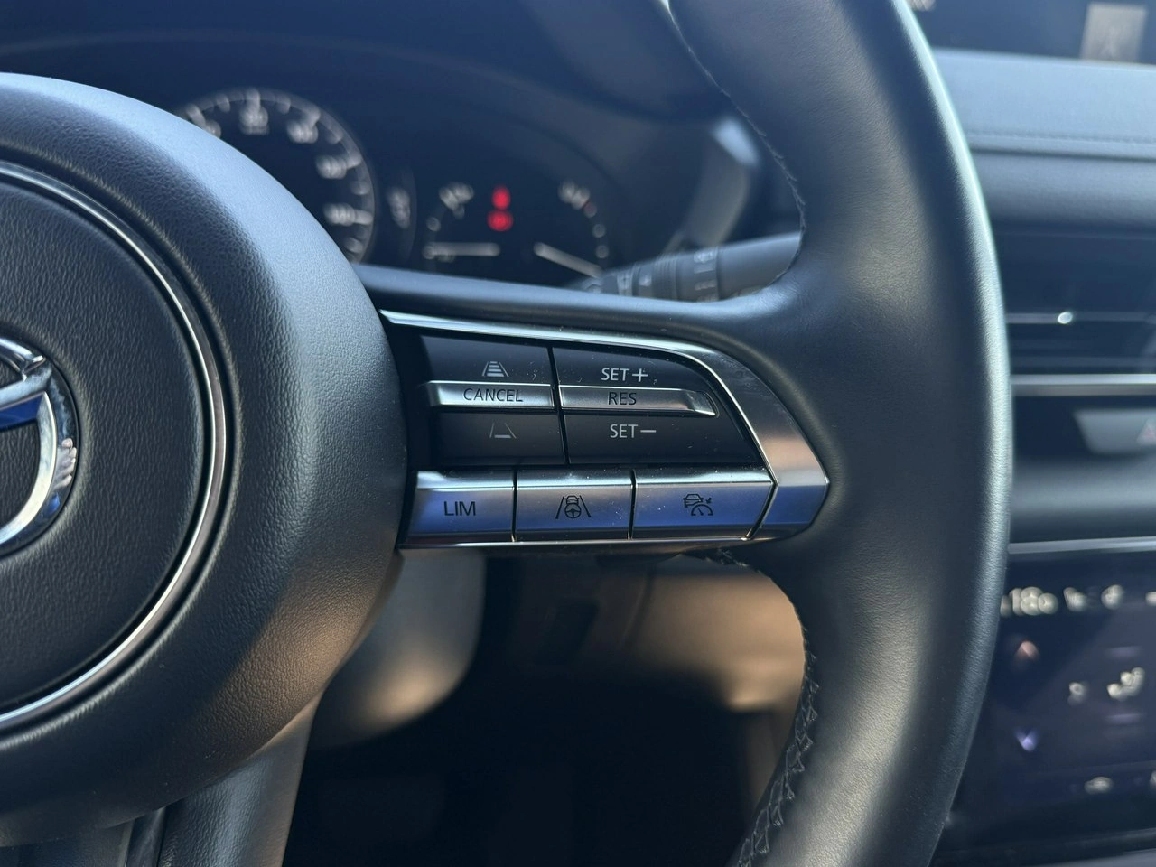 Mazda MX-30 - Zdjęcie 17