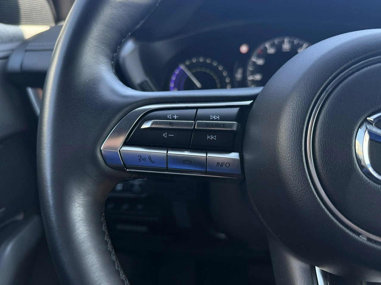 Mazda MX-30 - Zdjęcie 18