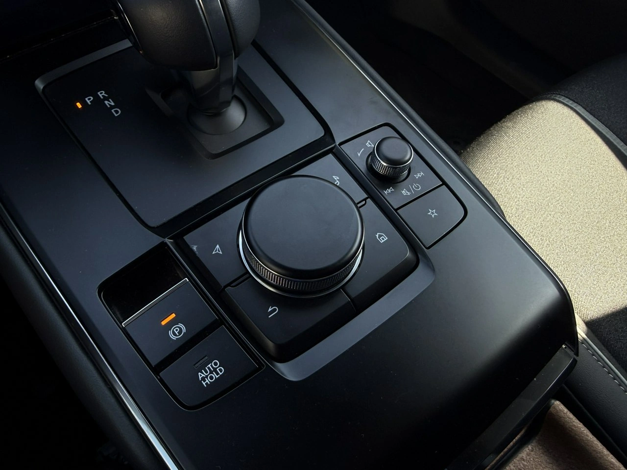 Mazda MX-30 - Zdjęcie 31