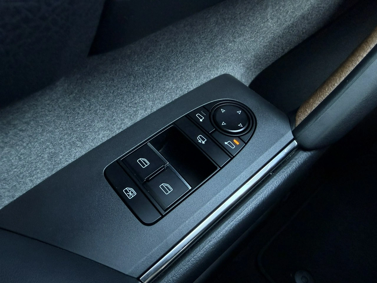 Mazda MX-30 - Zdjęcie 32