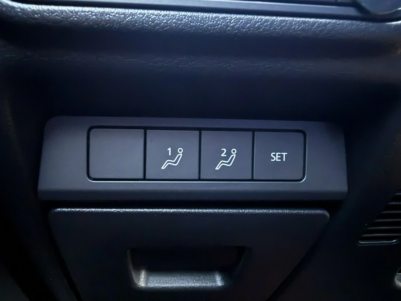 Mazda MX-30 - Zdjęcie 34