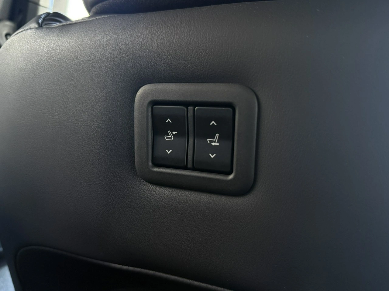 Mazda MX-30 - Zdjęcie 37