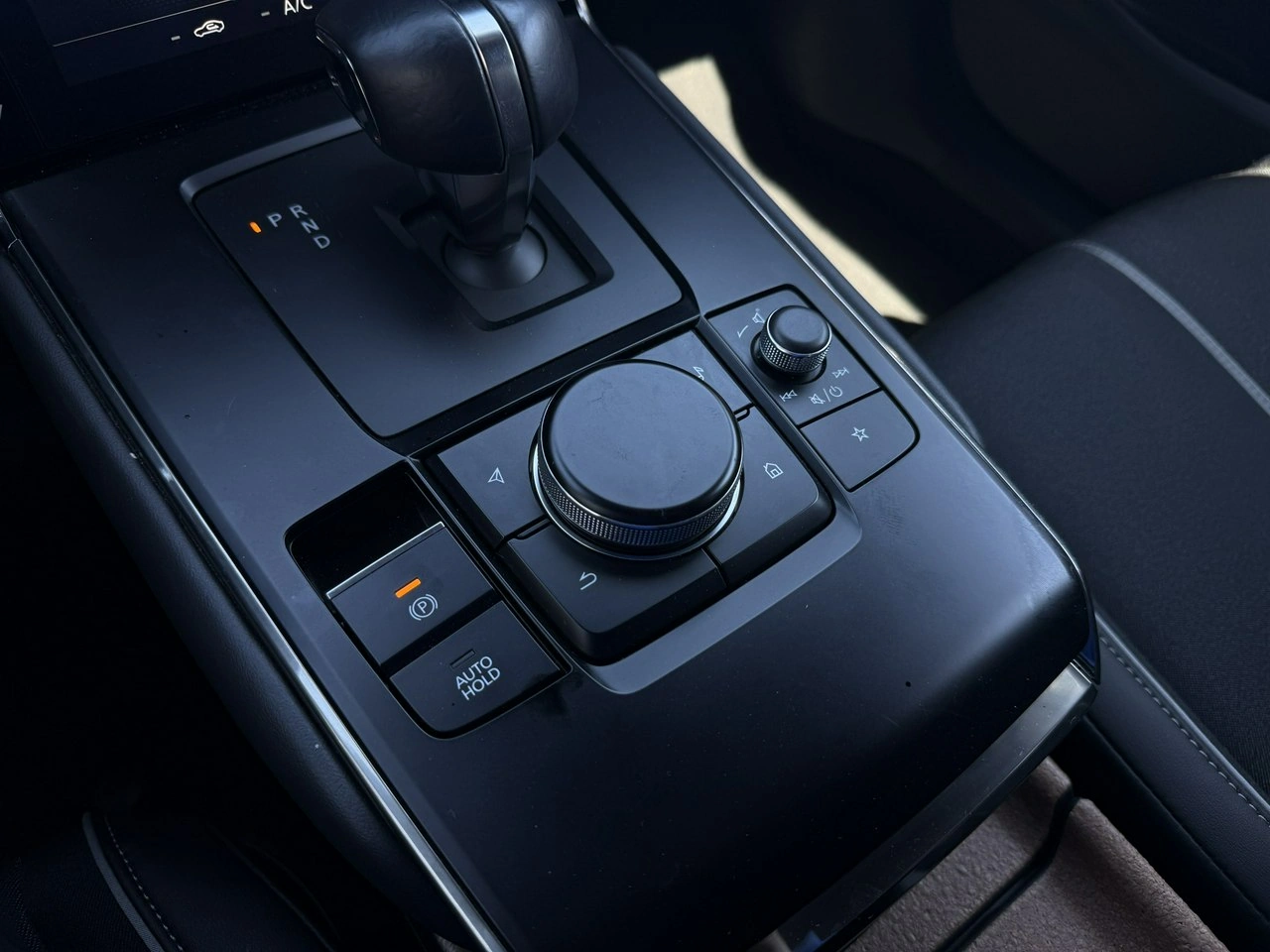 Mazda MX-30 - Zdjęcie 27