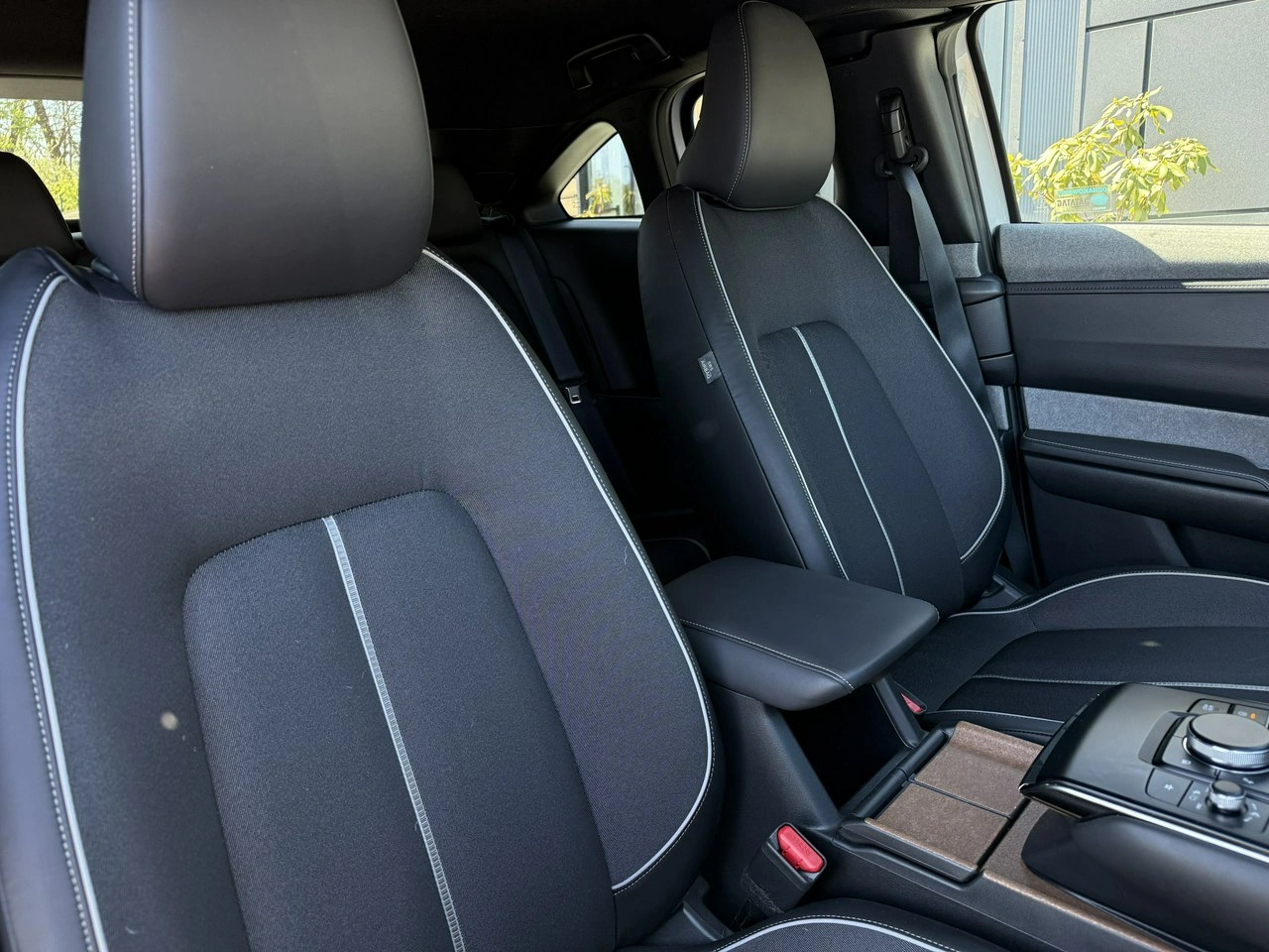 Mazda MX-30 - Zdjęcie 10