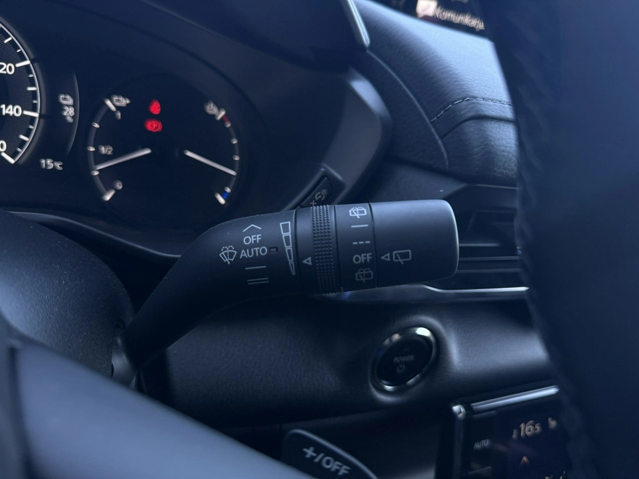 Mazda MX-30 - Zdjęcie 17