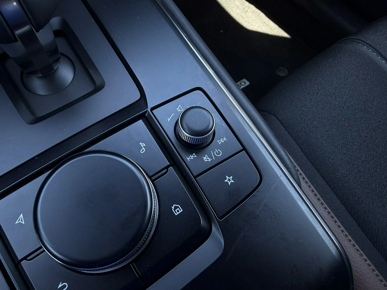 Mazda MX-30 - Zdjęcie 29