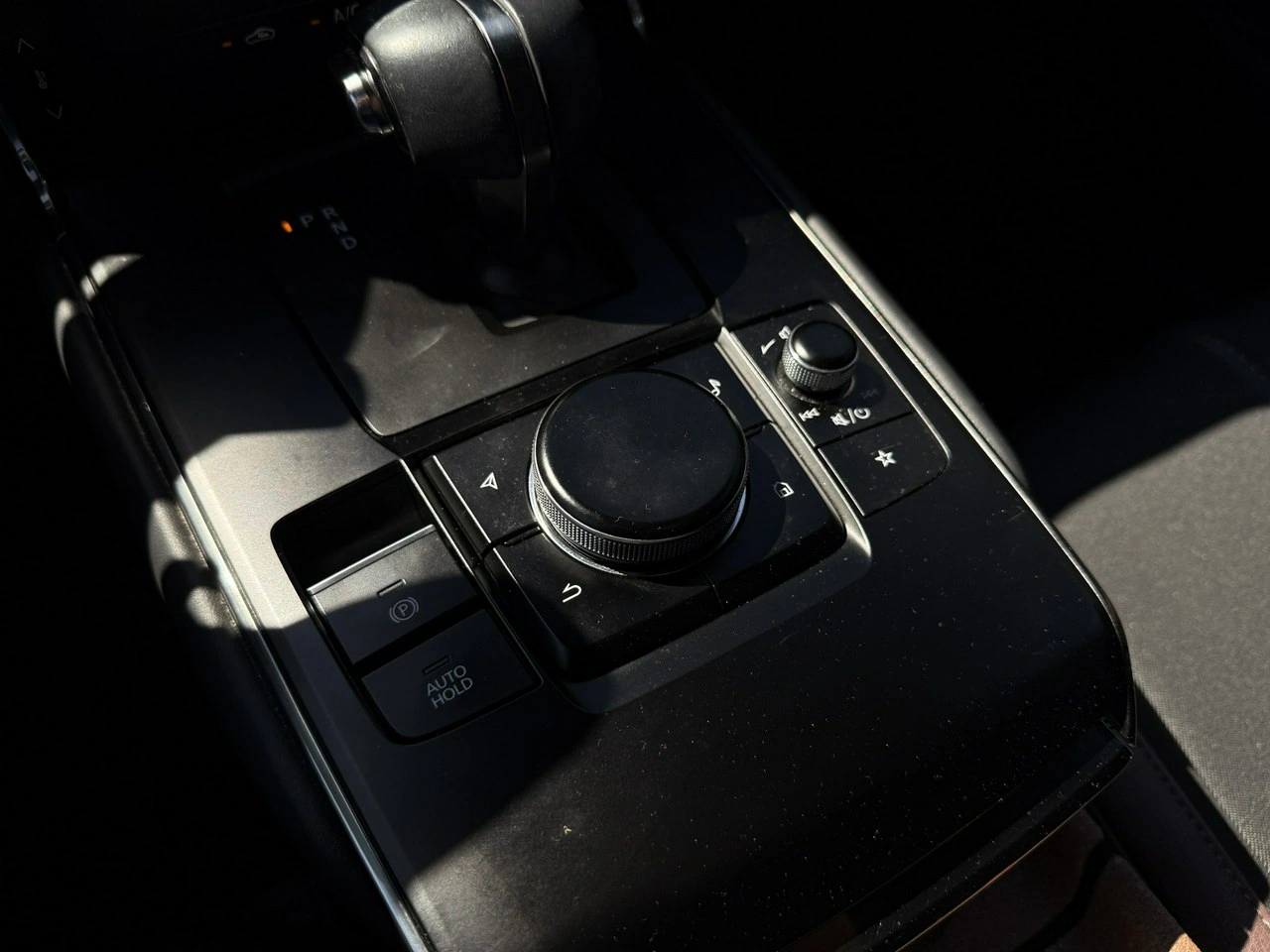 Mazda MX-30 - Zdjęcie 16