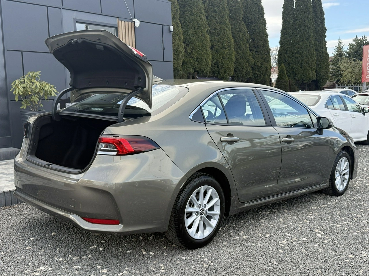 Toyota Corolla - Zdjęcie 31