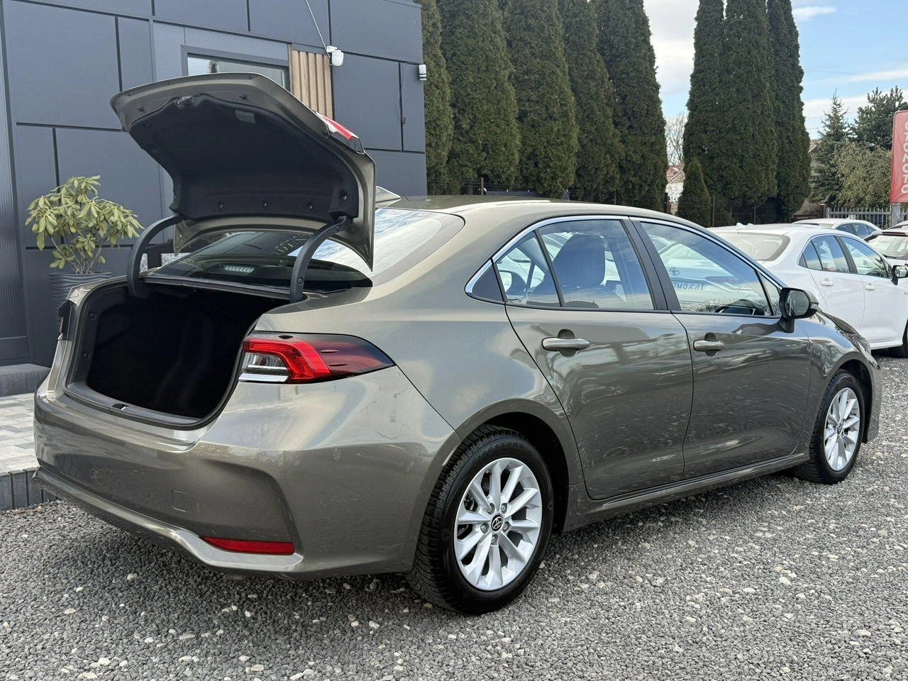 Toyota Corolla - Zdjęcie 32