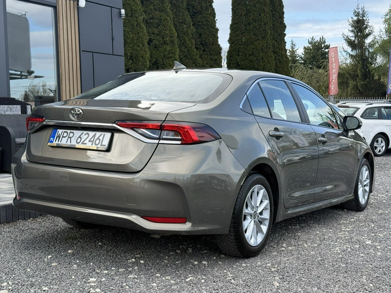 Toyota Corolla - Zdjęcie 8