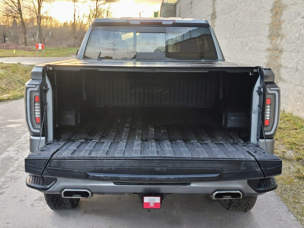 GMC Sierra - Zdjęcie 9