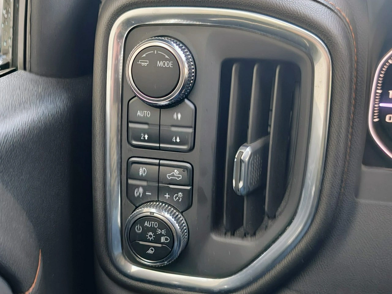 GMC Sierra - Zdjęcie 19