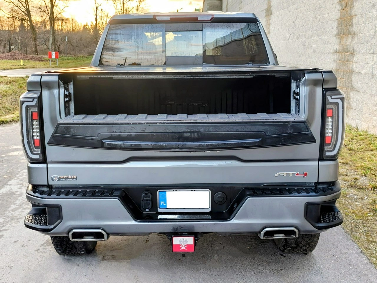 GMC Sierra - Zdjęcie 4
