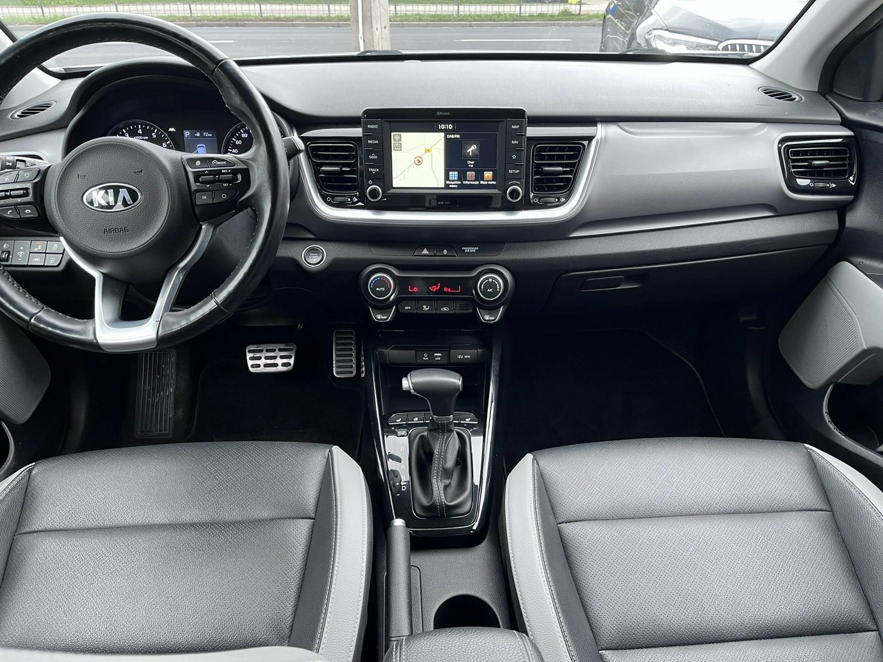 Kia Stonic - Zdjęcie 14