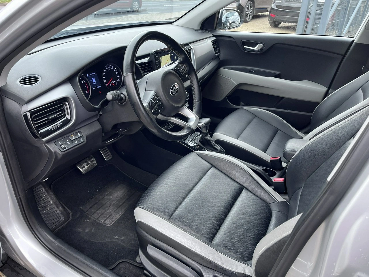 Kia Stonic - Zdjęcie 20