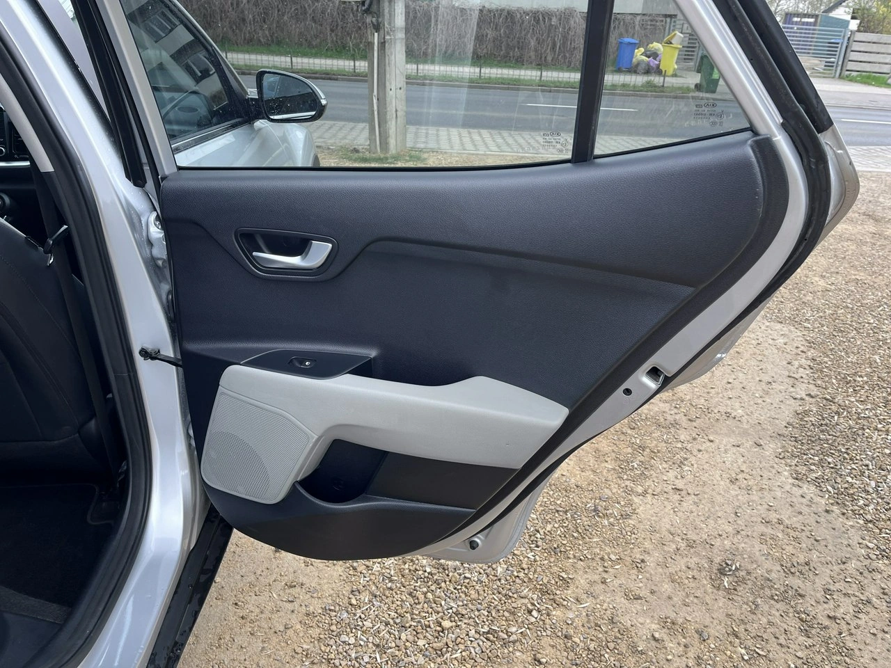 Kia Stonic - Zdjęcie 26