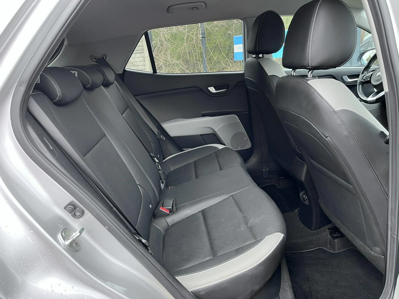 Kia Stonic - Zdjęcie 27