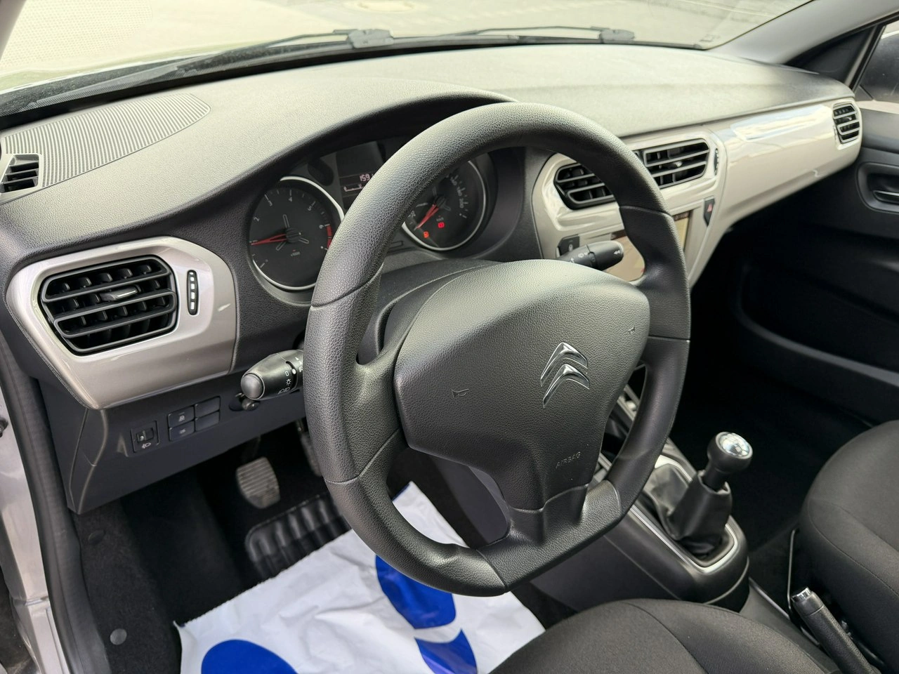 Citroën C-Elysée - Zdjęcie 19