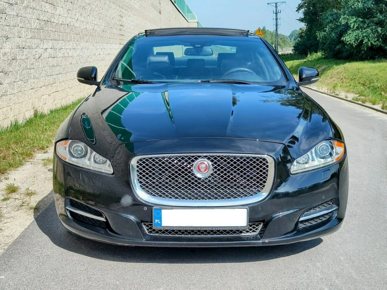 Jaguar XJ - Zdjęcie 1