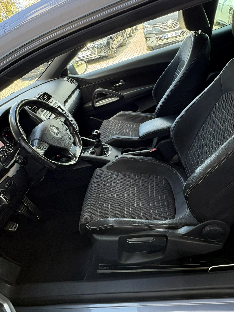 Volkswagen Scirocco - Zdjęcie 13