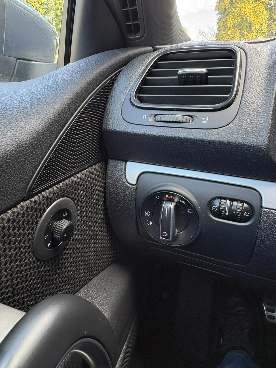 Volkswagen Scirocco - Zdjęcie 23