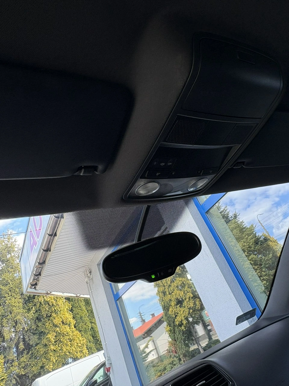 Volkswagen Scirocco - Zdjęcie 25