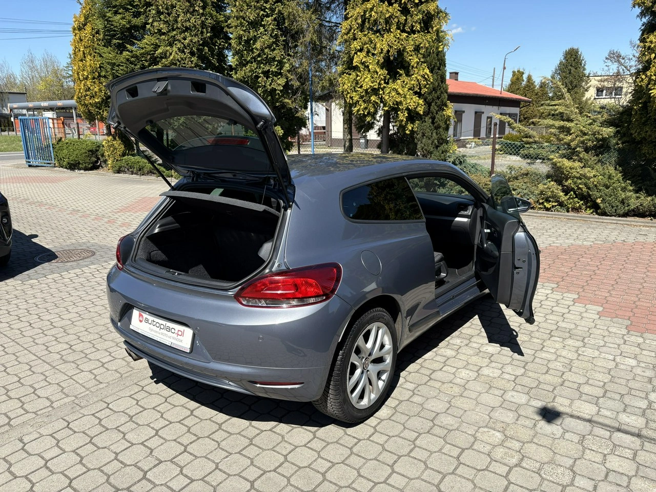 Volkswagen Scirocco - Zdjęcie 28