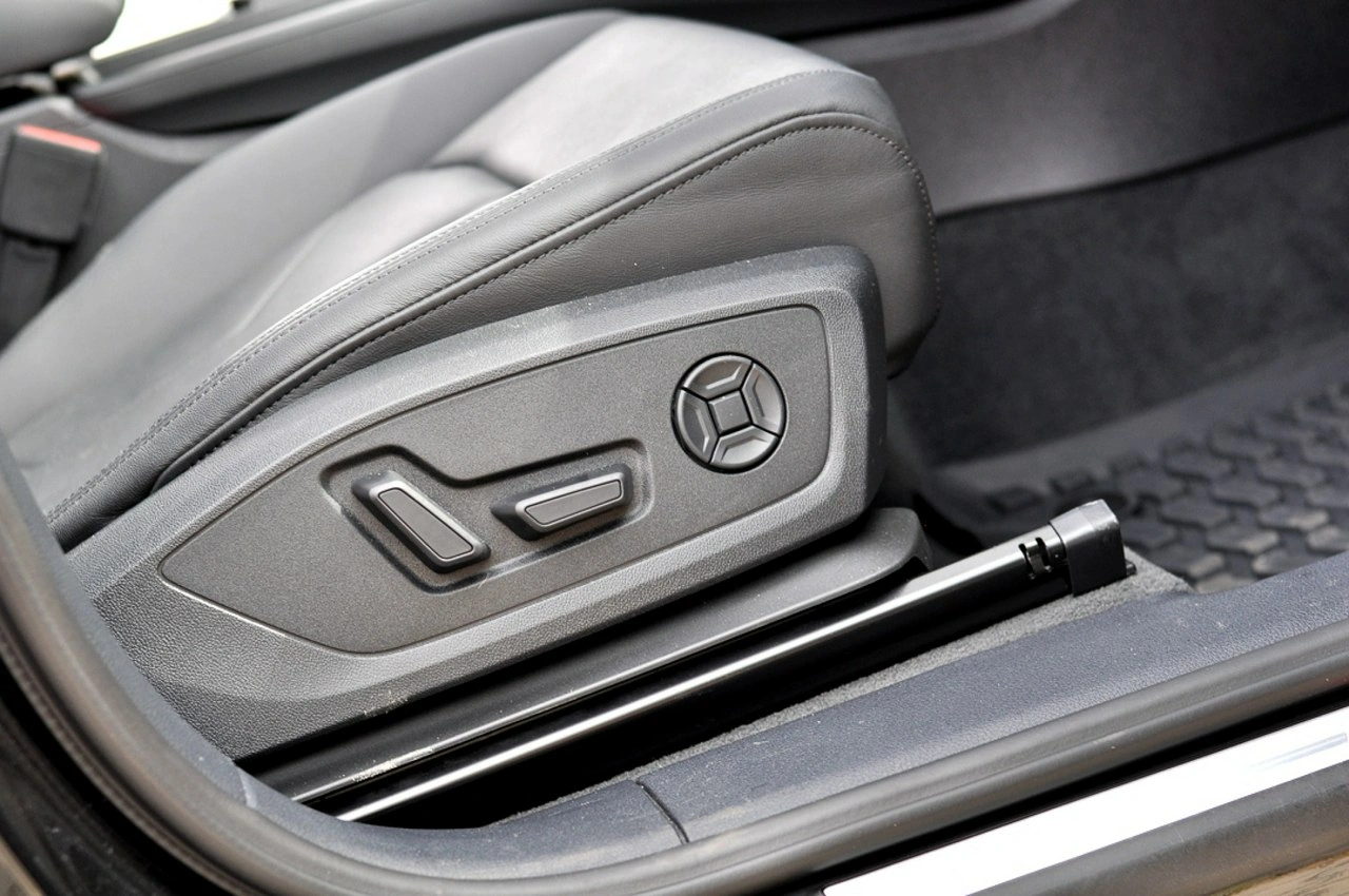 Audi Q3 - Zdjęcie 17