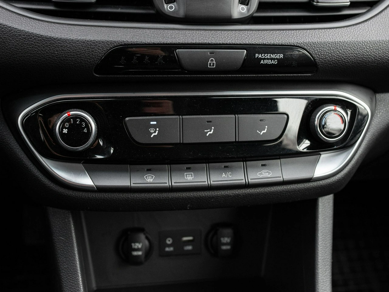 Hyundai i30 - Zdjęcie 16