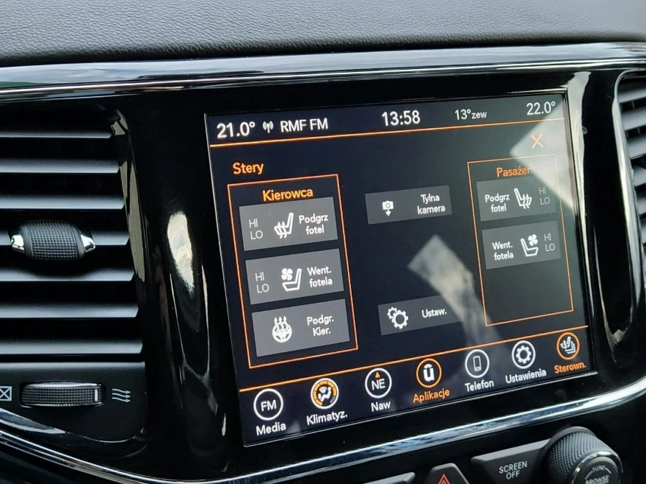 Jeep Grand Cherokee - Zdjęcie 15