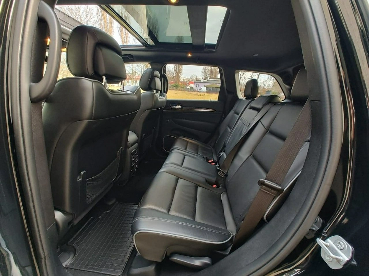 Jeep Grand Cherokee - Zdjęcie 20