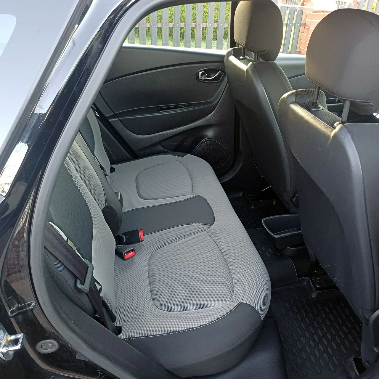 Renault Captur - Zdjęcie 10