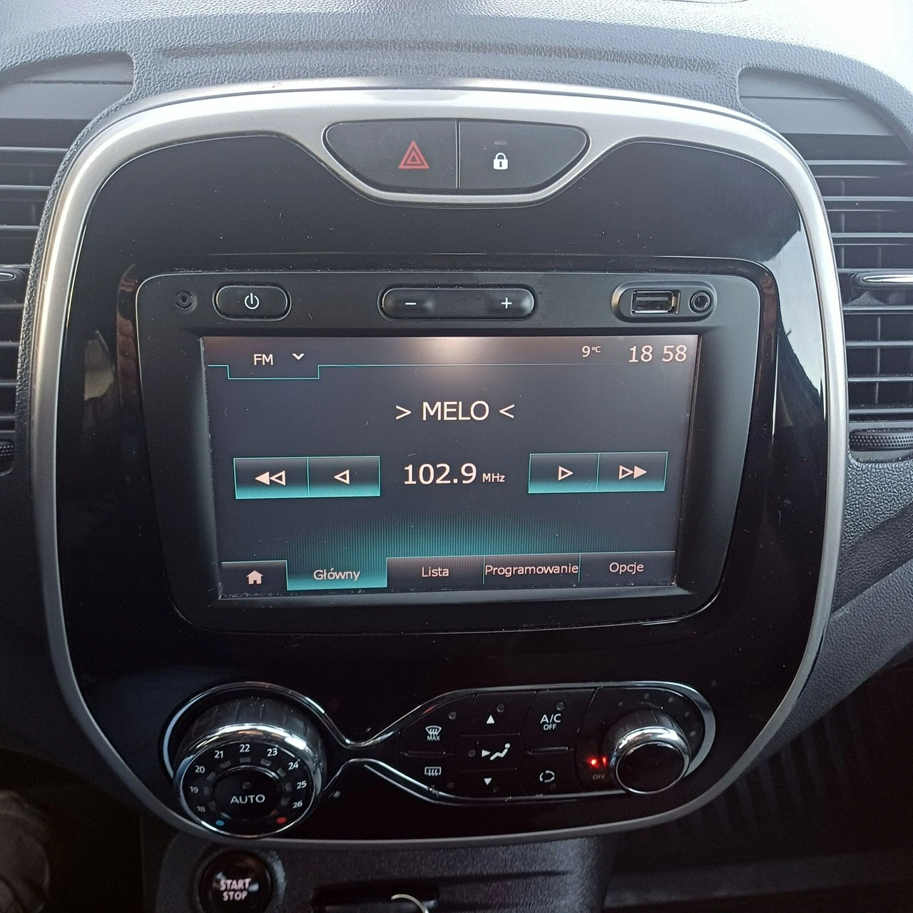 Renault Captur - Zdjęcie 16