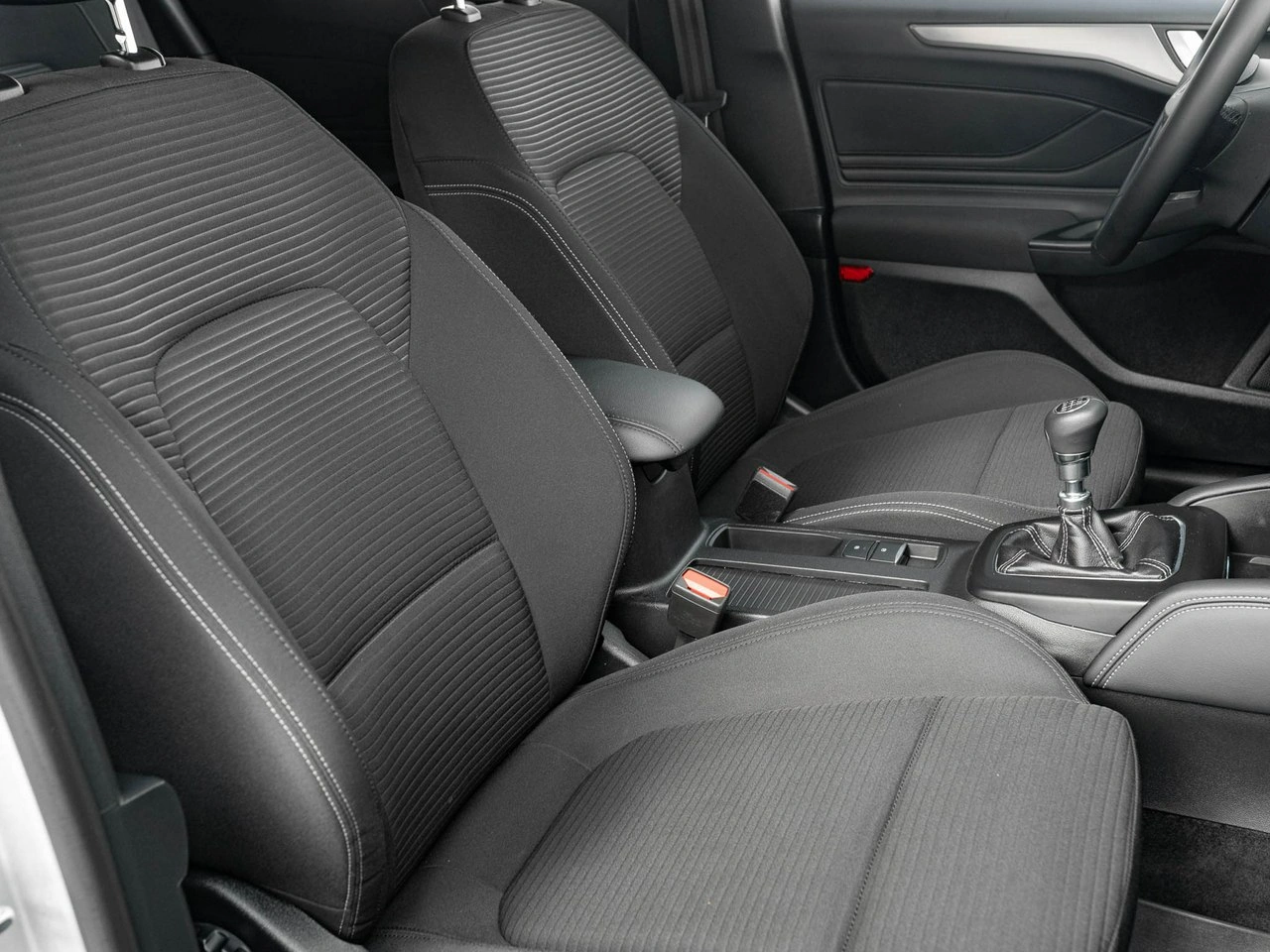 Ford Focus - Zdjęcie 31