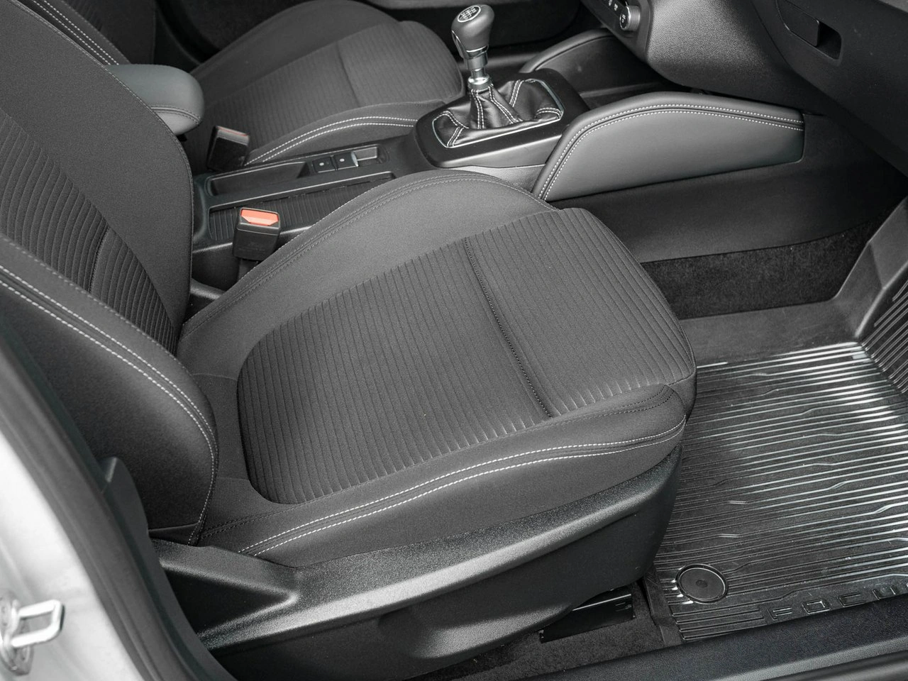 Ford Focus - Zdjęcie 32