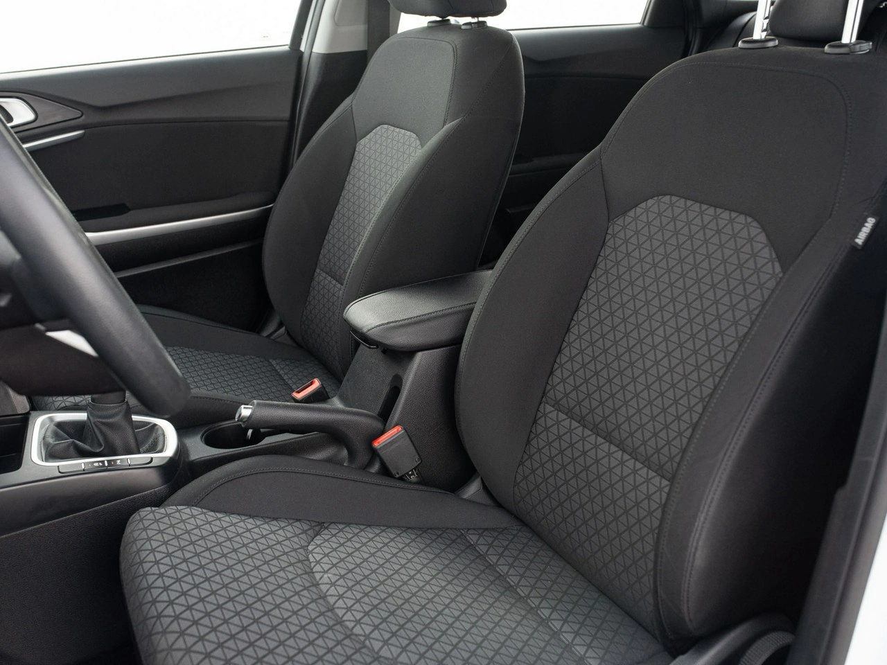 Kia Ceed - Zdjęcie 10