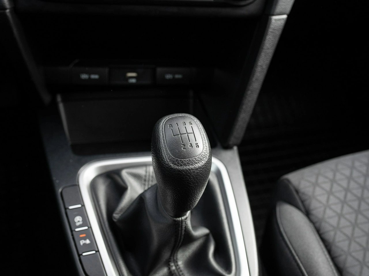 Kia Ceed - Zdjęcie 14