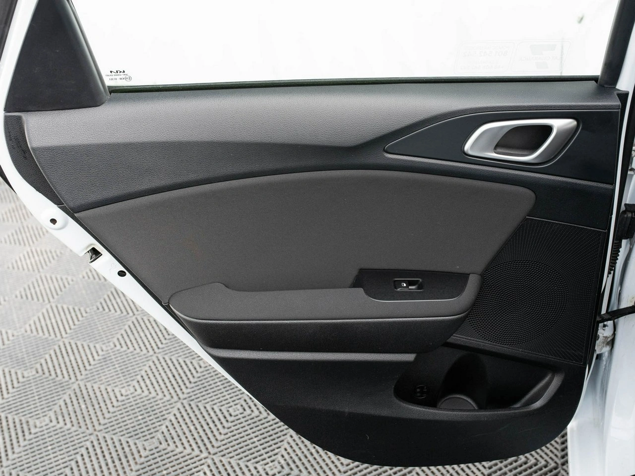 Kia Ceed - Zdjęcie 17