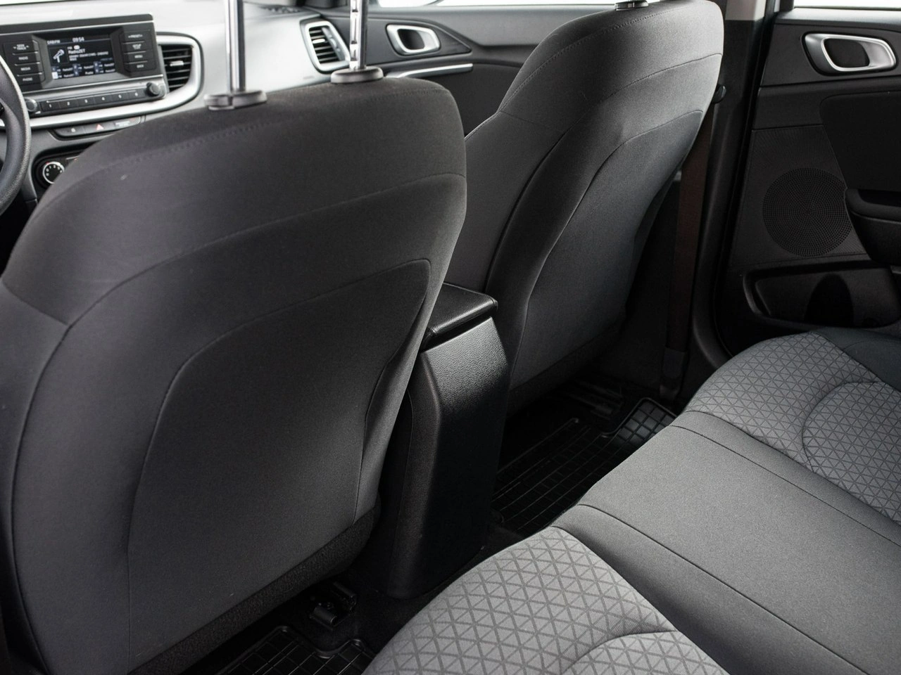 Kia Ceed - Zdjęcie 18