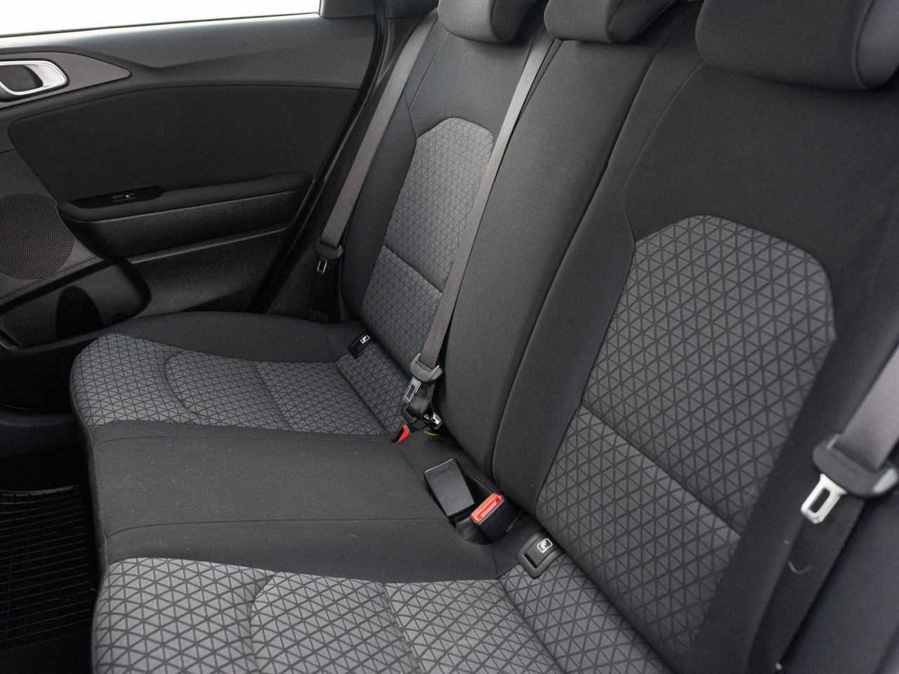 Kia Ceed - Zdjęcie 20