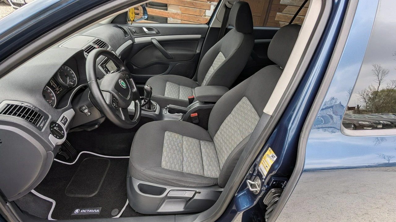 Skoda Octavia - Zdjęcie 12