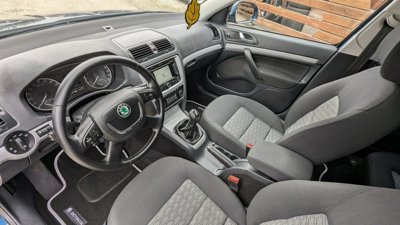 Skoda Octavia - Zdjęcie 13