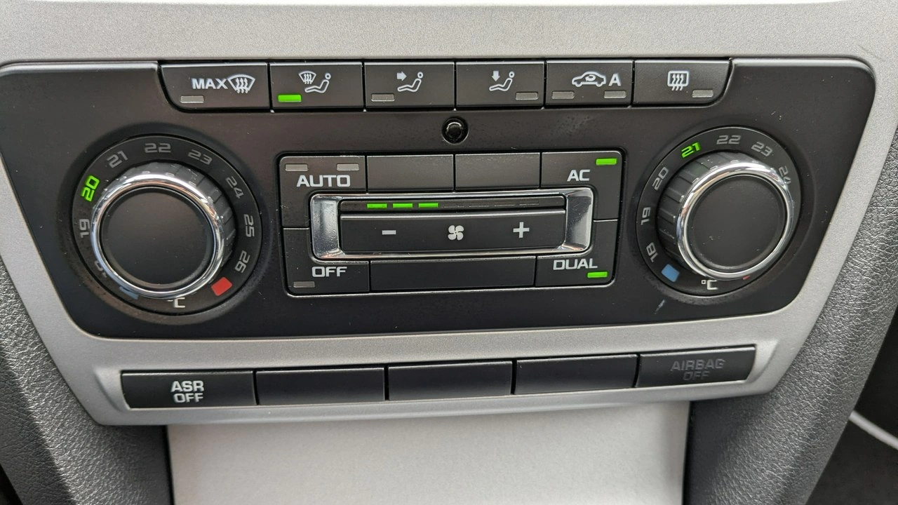 Skoda Octavia - Zdjęcie 26