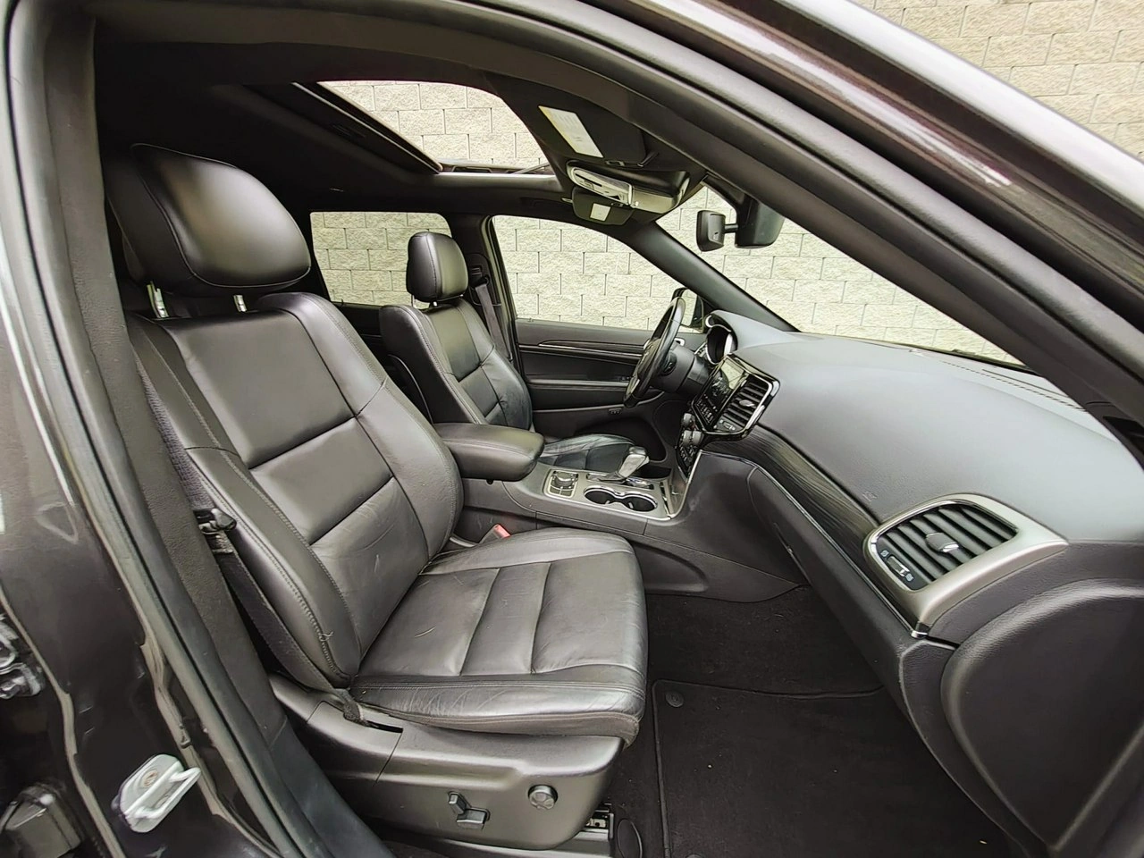 Jeep Grand Cherokee - Zdjęcie 14