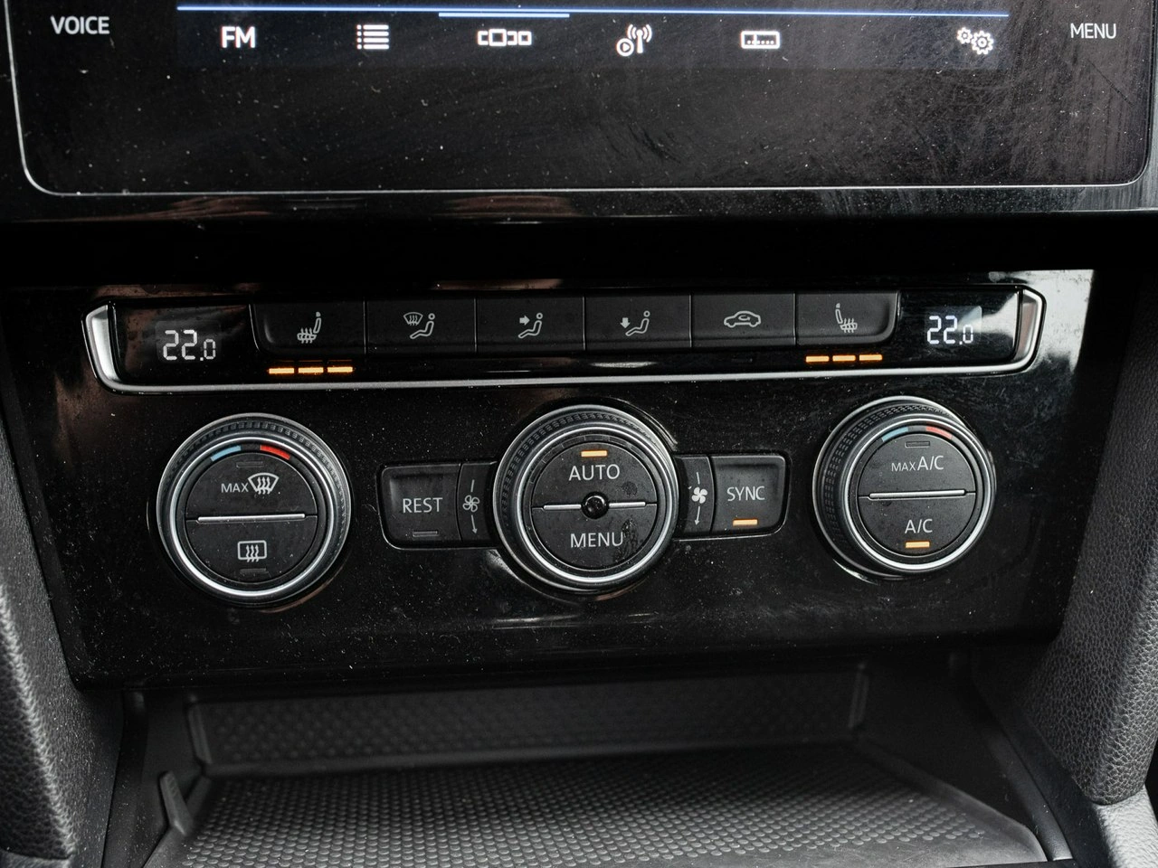 Volkswagen Passat - Zdjęcie 15