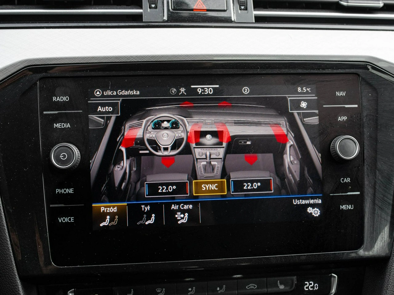 Volkswagen Passat - Zdjęcie 22