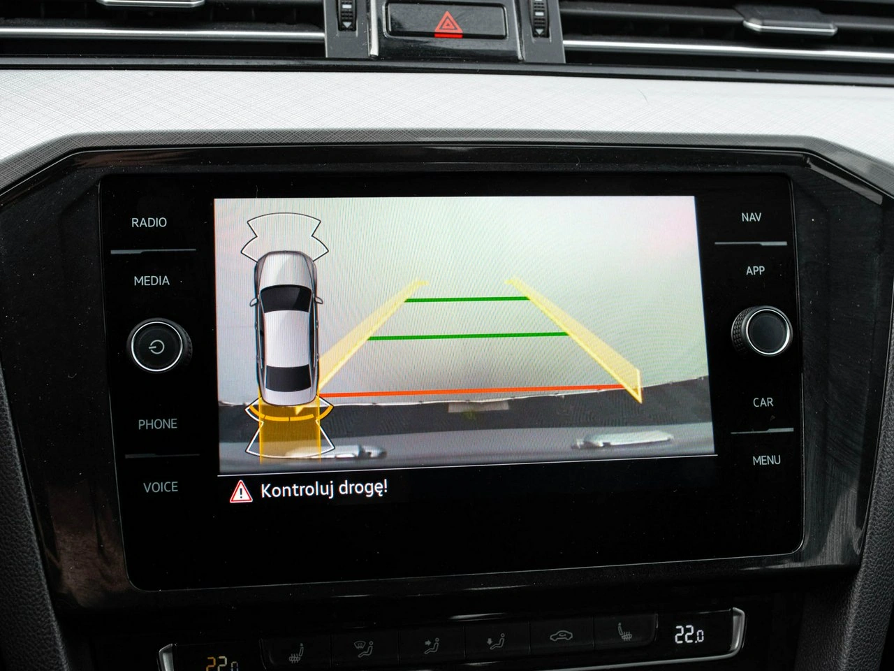 Volkswagen Passat - Zdjęcie 23