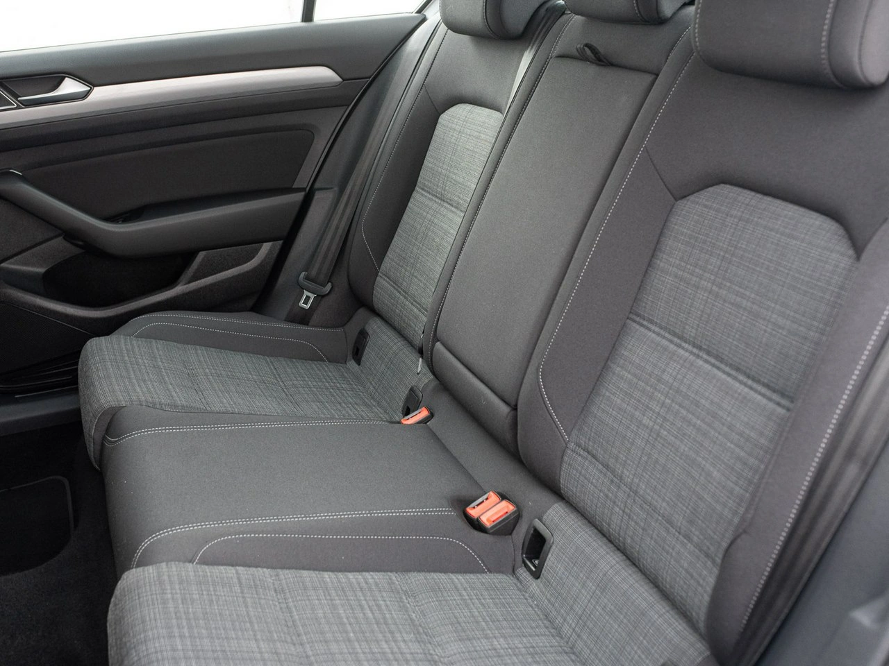 Volkswagen Passat - Zdjęcie 26