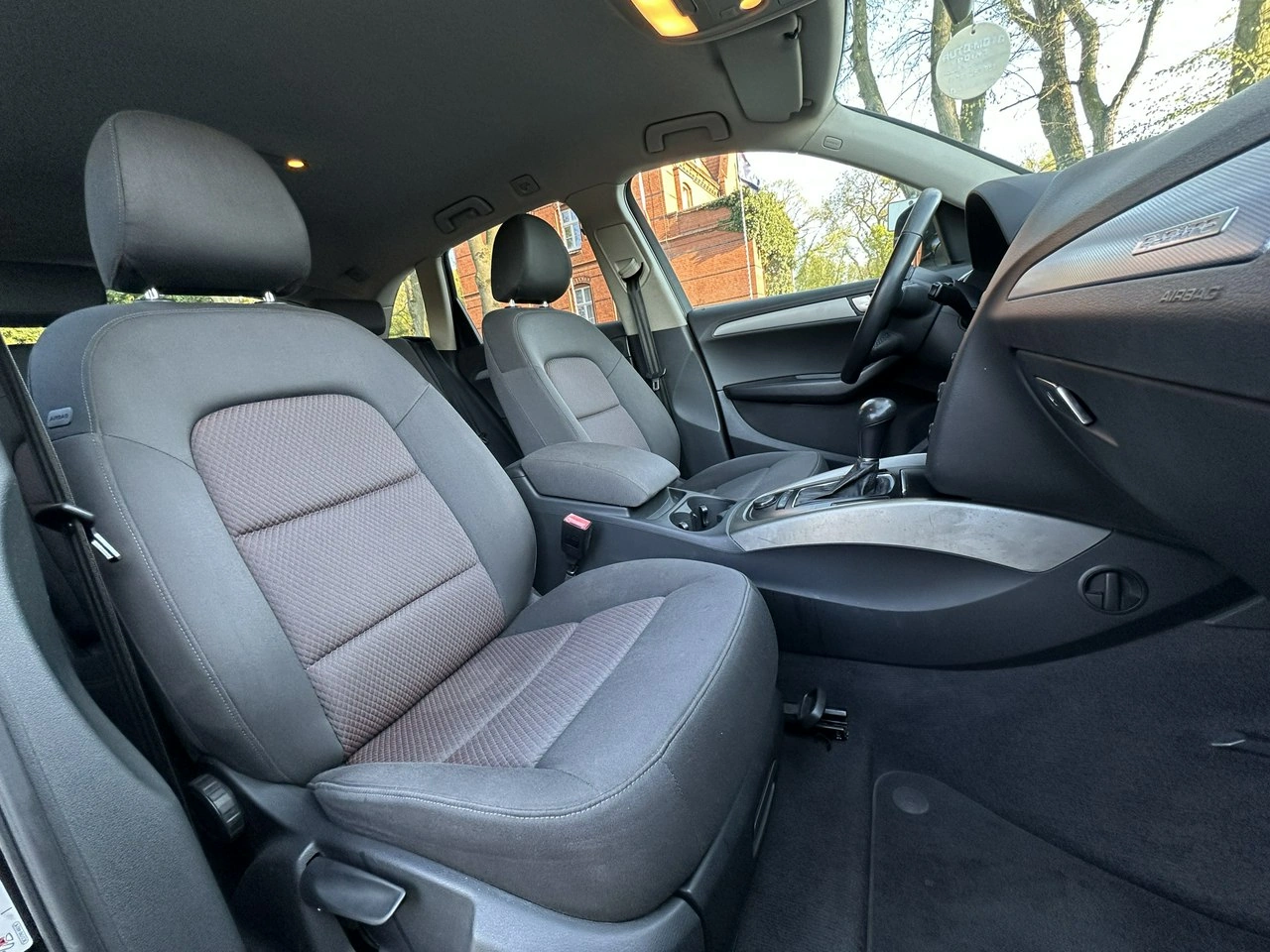 Audi Q5 - Zdjęcie 8