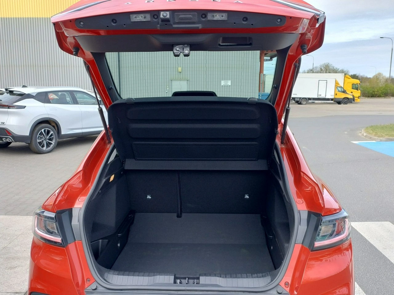 Renault Arkana - Zdjęcie 17